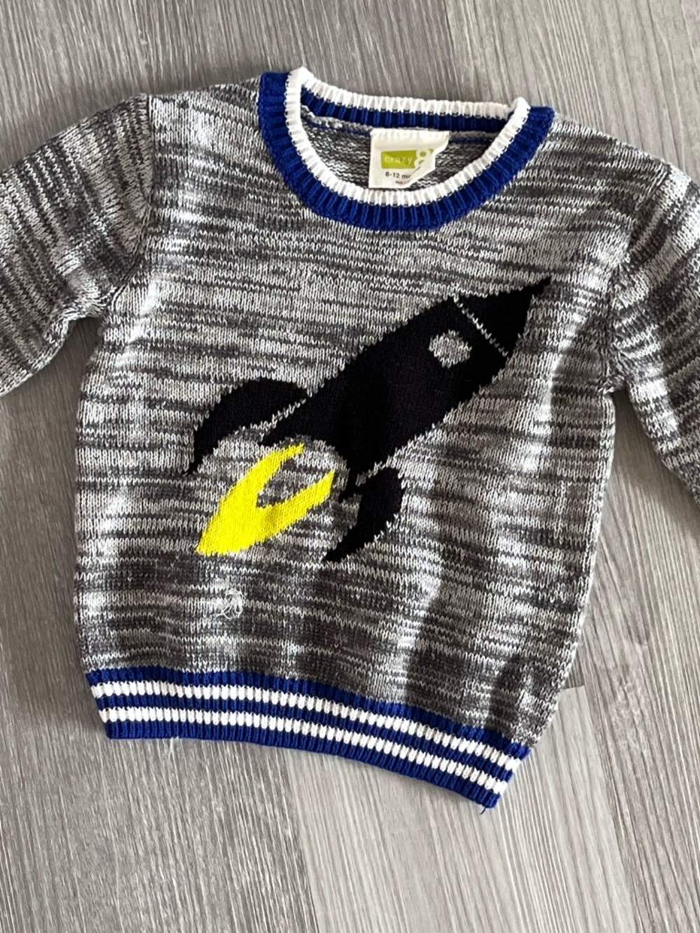 Crazy 8 sweater 100% cotton